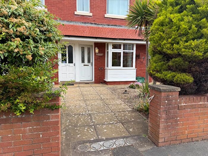 1 Bedroom Flat For Sale In The Boulevard, FY8
