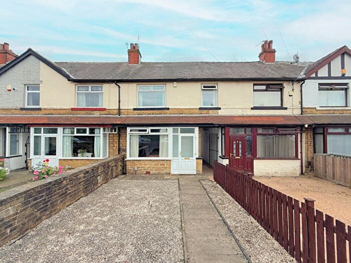 2 Bedroom Terraced House For Sale In Reevy Road, Wibsey, Bradford, BD6
