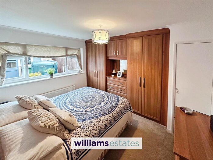 2 Bedroom Semi-Detached Bungalow For Sale In Glan Ffyddion, Dyserth, LL18