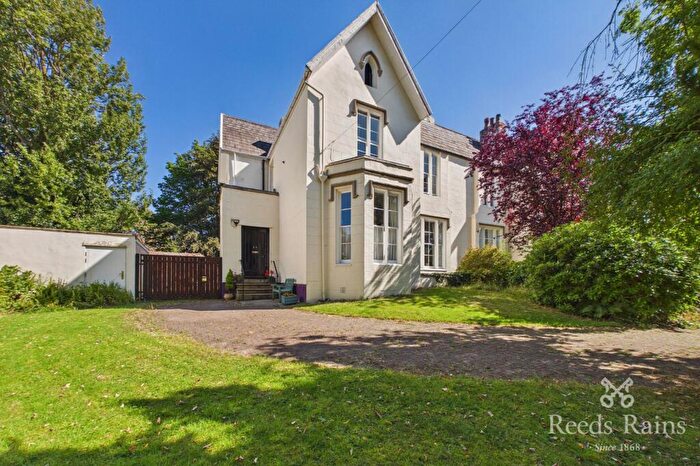 5 Bedroom Semi Detached House For Sale In Fairfield Crescent, Fairfield, Liverpool, Merseyside, L6