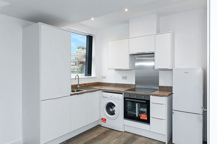 1 Bedroom Property To Rent In Third Avenue, Nottingham, NG7