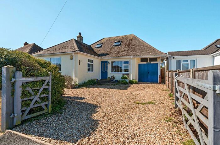 3 Bedroom Detached Bungalow For Sale In Southern Road, Selsey, PO20