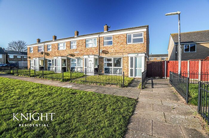 3 Bedroom Terraced House For Sale In Ilex Close, Colchester, CO2