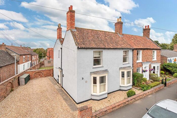 4 Bedroom Semi-Detached House To Rent In The Wong, Horncastle, LN9