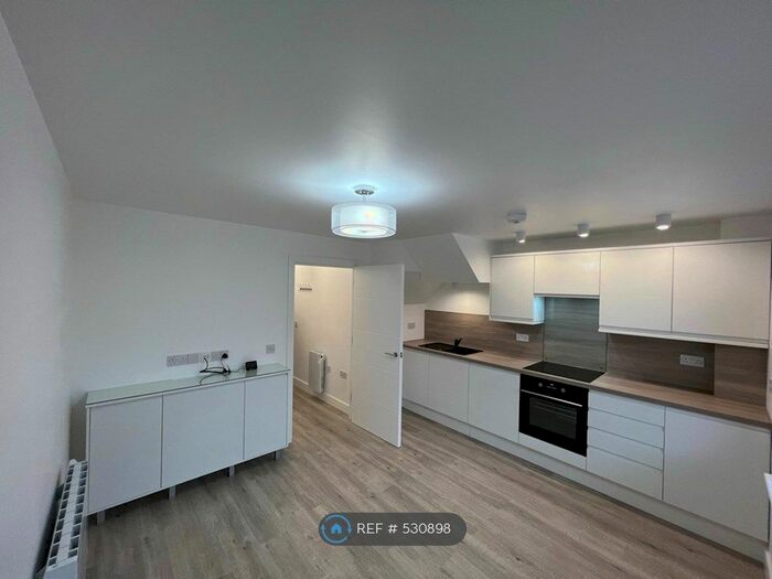 1 Bedroom Flat To Rent In Mill Lane, Leicester, LE19