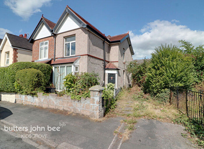 3 Bedroom Semi-Detached House For Sale In Skellern Street, Butt Lane, Stoke-On-Trent, ST7