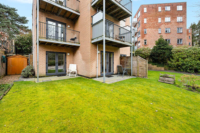 2 Bedroom Apartment For Sale In Surrey Keep, Westbourne/Bournemouth, BH4