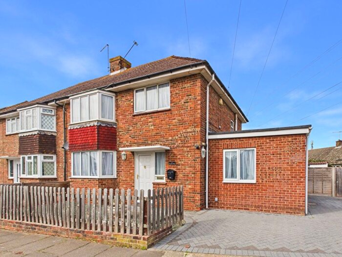3 Bedroom Semi-Detached House For Sale In Meadow Way, Ferring, Worthing, BN12