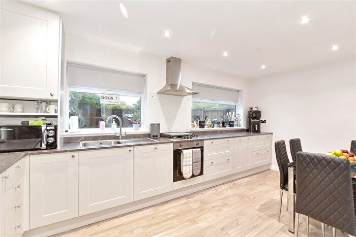 3 Bedroom Semi-detached House For Sale In Lambs Walk, Whitstable, Kent, CT5