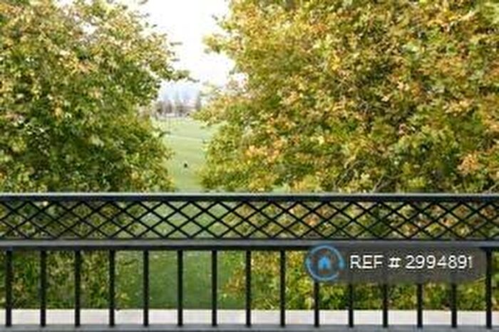 2 Bedroom Penthouse To Rent In Hobbs House, Cambridge, CB2
