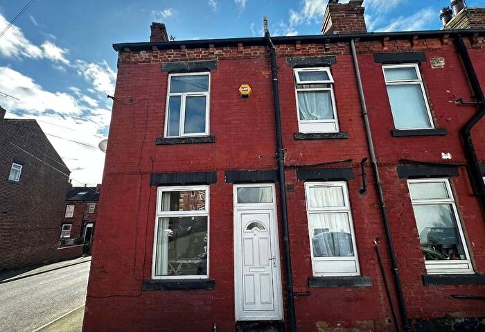 2 Bedroom End Terrace House For Sale In Salisbury Avenue, Leeds, LS12