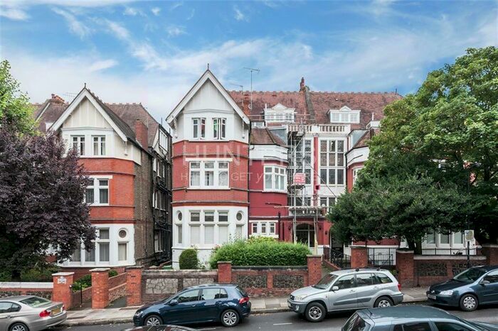 Studio To Rent In Frognal, London, NW3