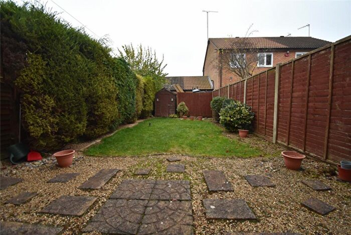 3 Bedroom End Of Terrace House For Sale In Fensome Drive, Houghton Regis, Dunstable, Bedfordshire, LU5