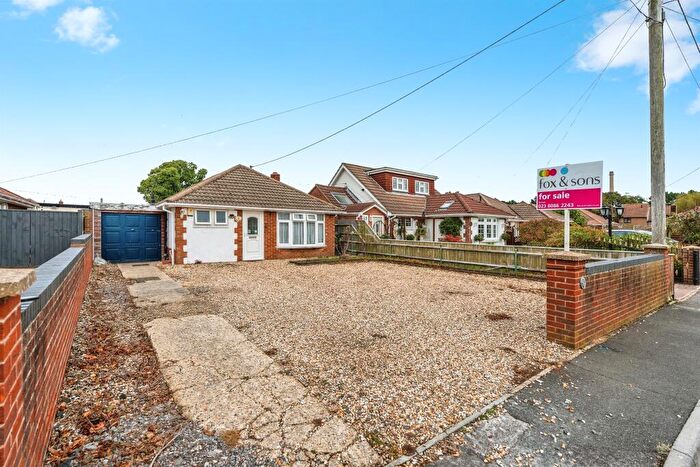 3 Bedroom Detached Bungalow For Sale In Stanley Road, Holbury, Southampton, SO45