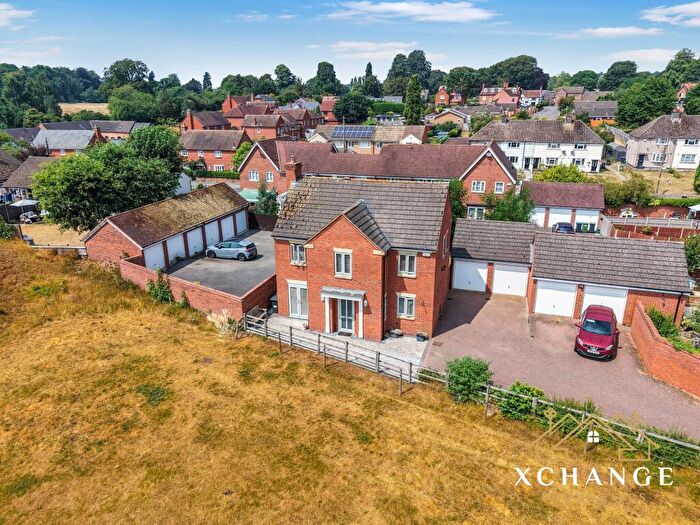 4 Bedroom Detached House For Sale In Nicholas Everton Close, Brandon, CV8