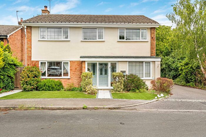 4 Bedroom Detached House For Sale In Limmers Mead, Great Kingshill, HP15