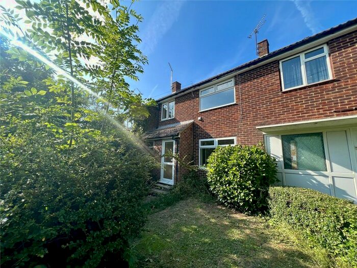 3 Bedroom Terraced House To Rent In Tunstall Road, Canterbury, Kent, CT2