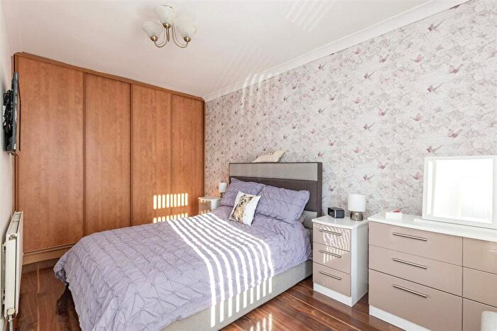 1 Bedroom Bungalow For Sale In Glasgow Road, Bathgate, EH48
