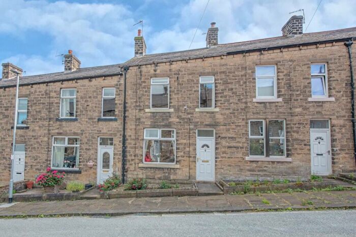 3 Bedroom Terraced House For Sale In Tillotson Street, Silsden, BD20