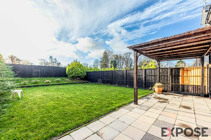 3 Bedroom End Of Terrace House For Sale In Godden Green, Sevenoaks, TN15