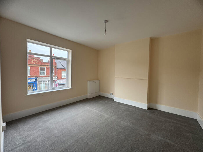 1 Bedroom Flat To Rent In Flat Above, Halesowen Road, Netherton, Dudley, West Midlands, DY2
