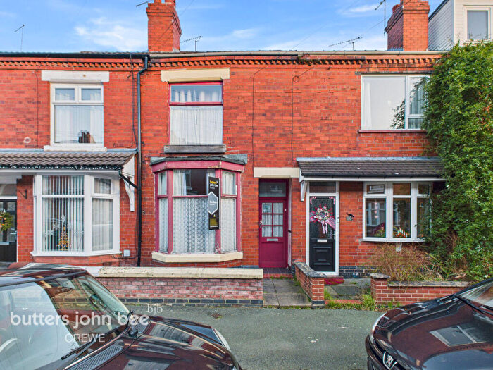 2 Bedroom Terraced House For Sale In Swinnerton Street, Crewe, CW2