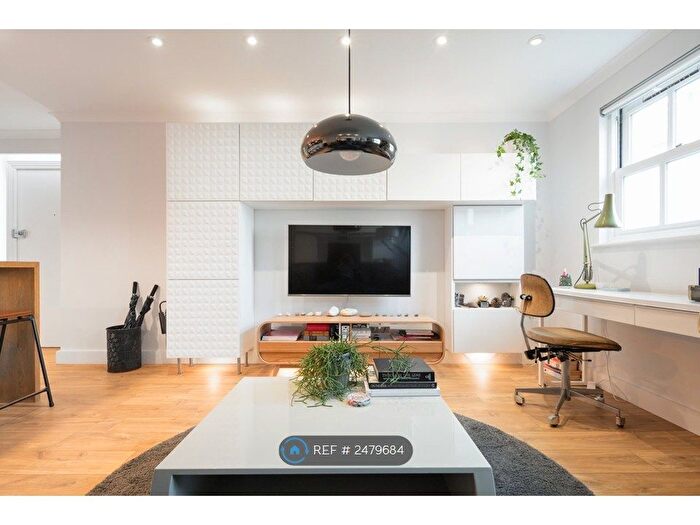 1 Bedroom Flat To Rent In Byron Mews, London, NW3