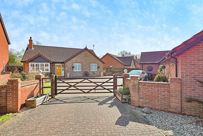 3 Bedroom Detached Bungalow For Sale In Foxglove Drive, Dereham, NR20