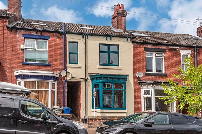 3 Bedroom Terraced House For Sale In Murray Road, Ecclesall, S11