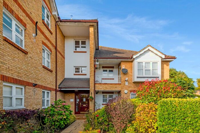 2 Bedroom Apartment To Rent In The Chase Stanmore, HA7