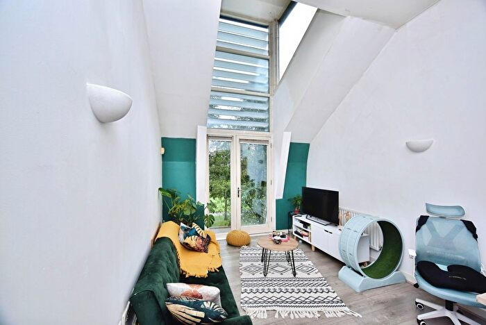 1 Bedroom Flat For Sale In Clock House Rise, Coxheath, Maidstone, Kent, ME17