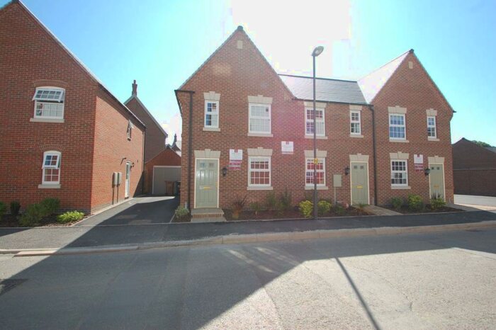 3 Bedroom House To Rent In Salford Way, Swadlincote, Derbyshire, DE11