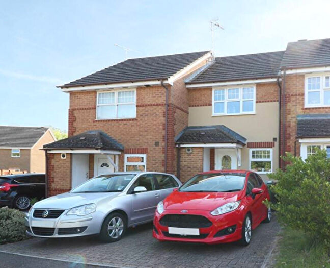 2 Bedroom Terraced House To Rent In The Topiary, Farnborough, GU14