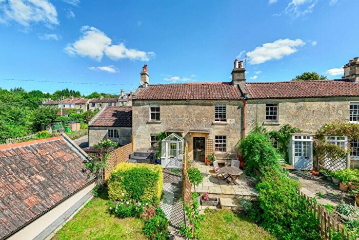 2 Bedroom Cottage To Rent In Bailbrook Lane, Bath, BA1