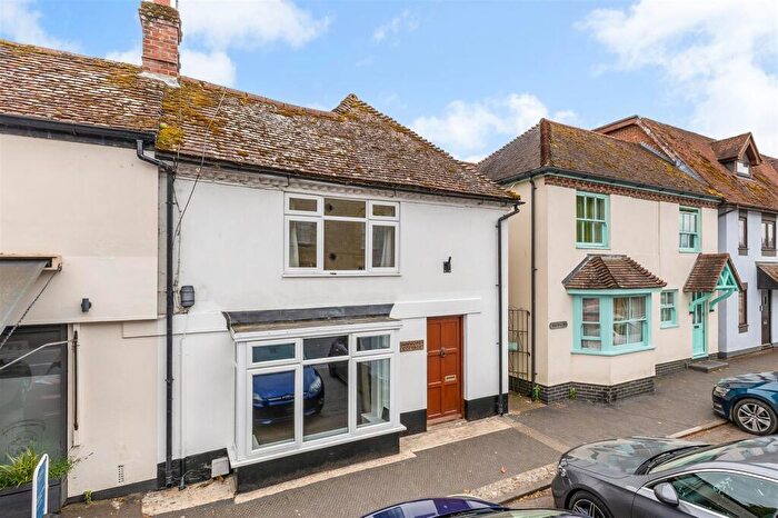 3 Bedroom Semi-Detached House For Sale In High Street, Stockbridge, SO20