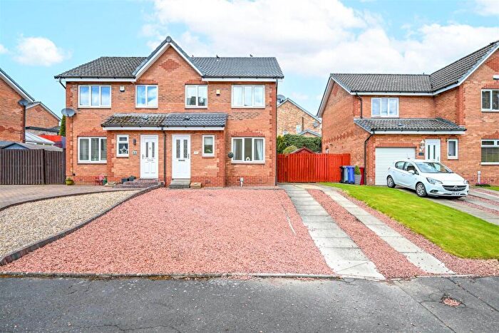 3 Bedroom Semi-Detached House For Sale In Greenlady Walk, Lanark, ML11