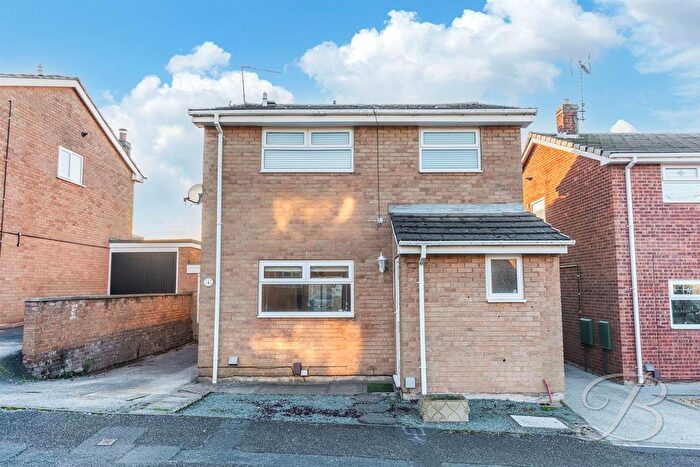 3 Bedroom Detached House For Sale In Crosby Close, Forest Town, Mansfield, NG19