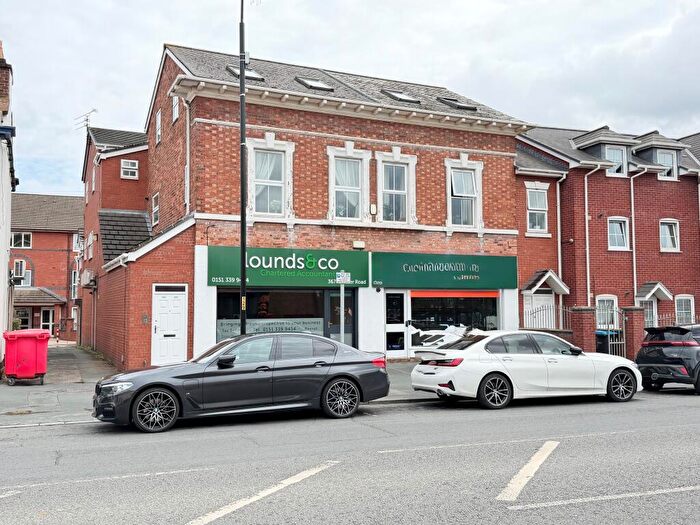 2 Bedroom Apartment For Sale In Chester Road, Little Sutton, CH66