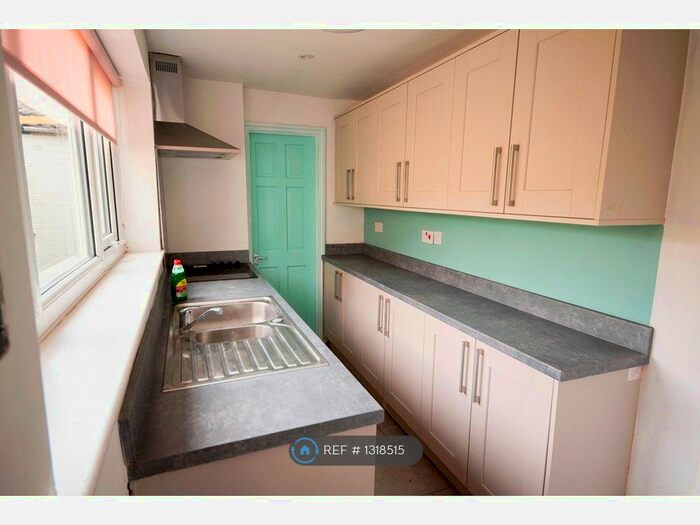 2 Bedroom Terraced House To Rent In Queen Street, Lazenby, Middlesbrough TS6