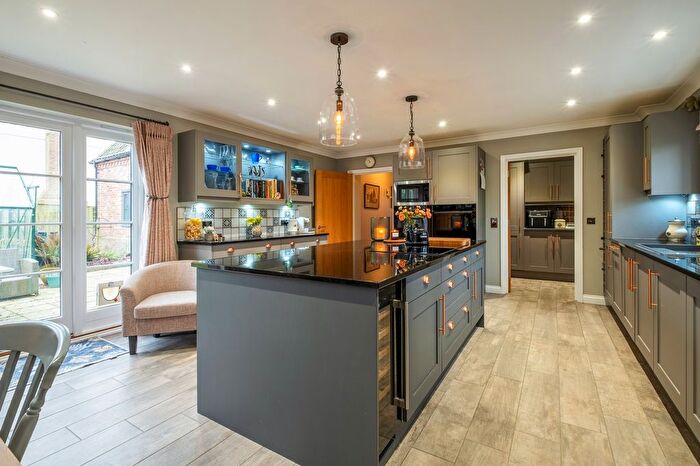 6 Bedroom Detached House For Sale In Lopham Road, East Harling, Norwich, NR16