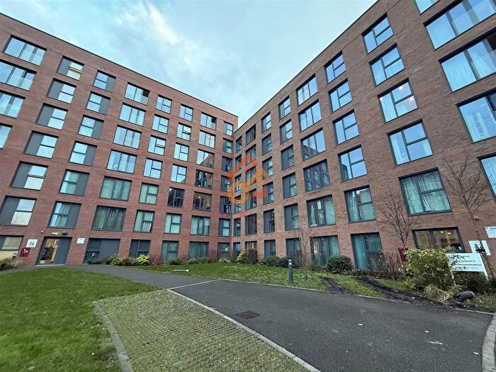 2 Bedroom Flat To Rent In The Axium, Windmill Street, Birmingham, B1