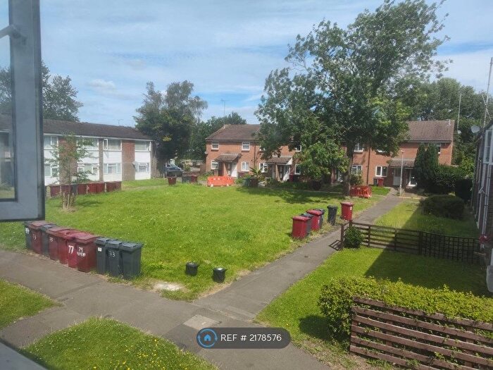 2 Bedroom Maisonette To Rent In Fulmead Road, Reading, RG30
