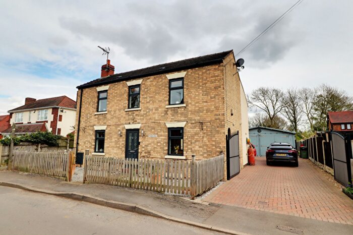 2 Bedroom Detached House For Sale In Bagsby Road, Owston Ferry, DN9