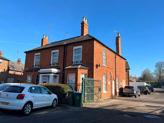 3 Bedroom Flat To Rent In Stratford Road, Buckingham, MK18