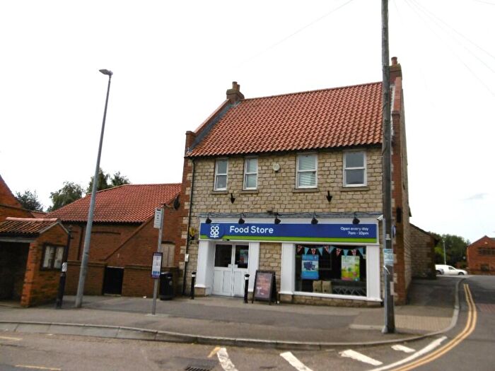 2 Bedroom Flat To Rent In High Street, LN5