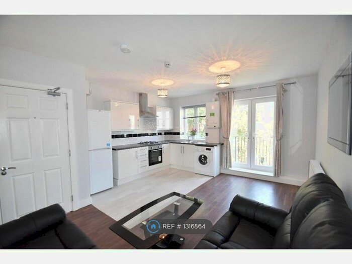 1 Bedroom Flat To Rent In Church Road, London W3