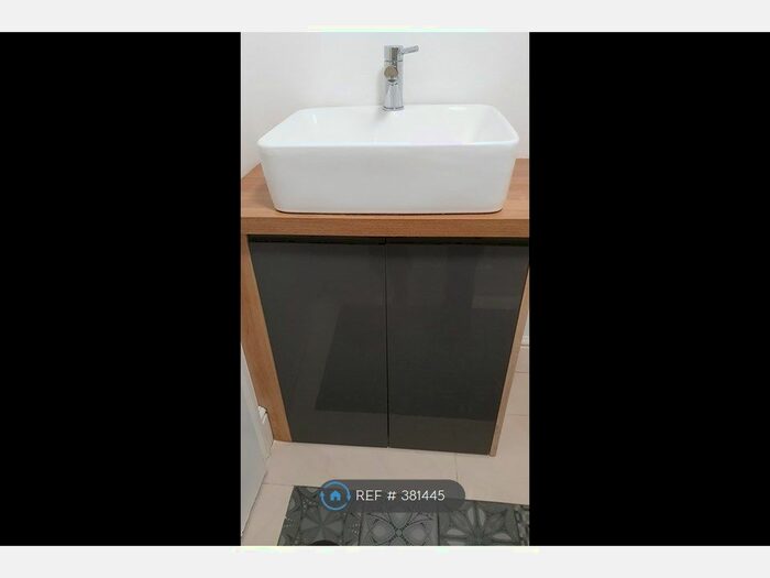 1 Bedroom Flat To Rent In Trinity, Margate, CT9