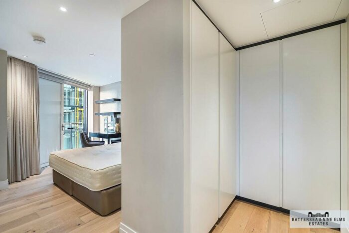 2 Bedroom Apartment To Rent In Riverlight Two, Nine Elms, SW11