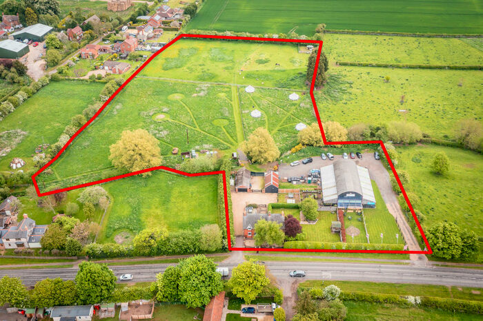 5 Bedroom Detached House For Sale In Middle Farm, Gainsborough Road, Saundby, Retford, Nottinghamshire, DN22