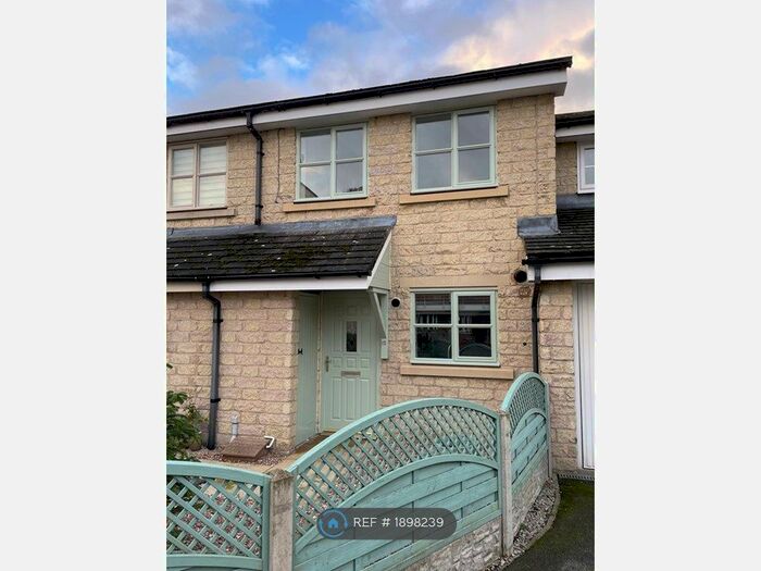 2 Bedroom Terraced House To Rent In Common Lane, South Milford, Leeds, LS25